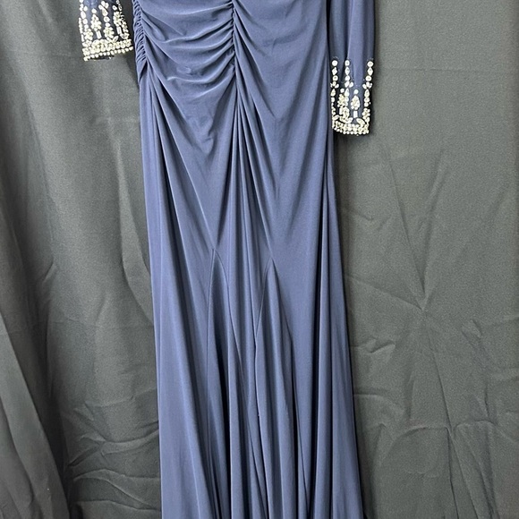 Mac Duggal 12231 NWOT BEADED CUFF DROP SHOULDER FAUX WRAP GOWN - Picture 6 of 10